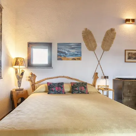 Stazzo Jana Trinità dʼAgultu